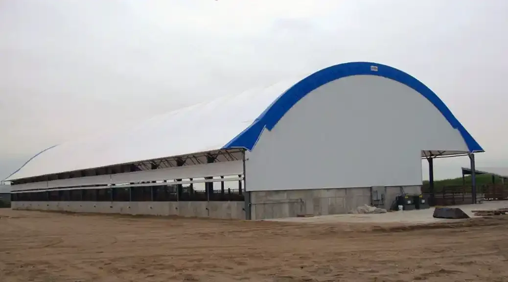 80 foot wide hoop barn for cattle